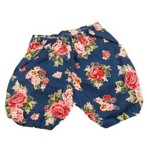 Olive Mae Strawberry Rose Shorts Size 6